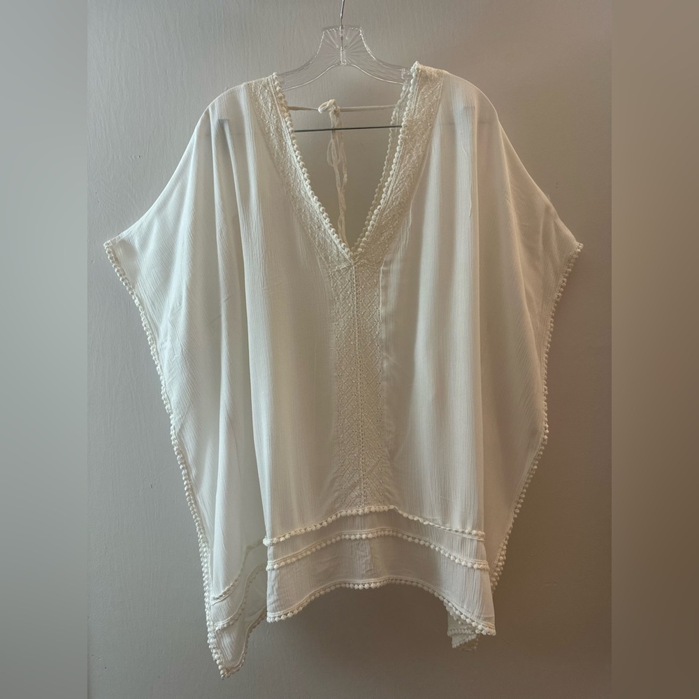 Forever 21 Beachy White Crochet Tunic Top